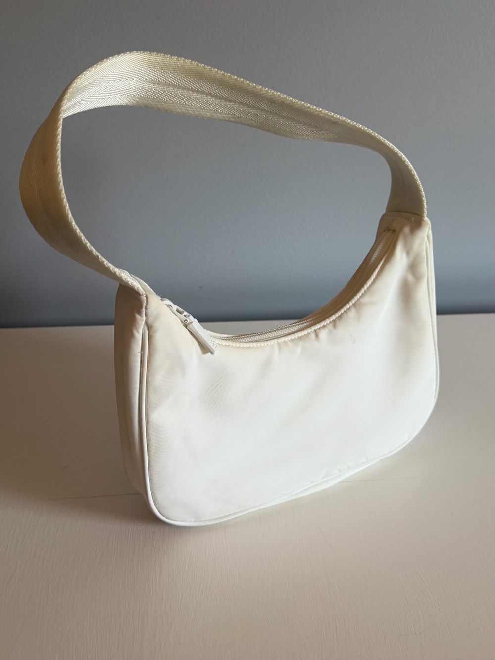 Aritzia Sunday Best Goldie Bag in Light Birch